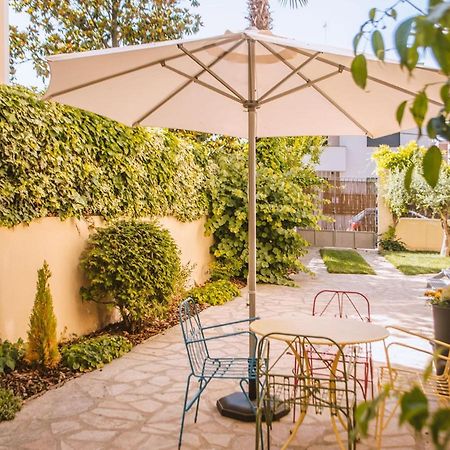 El Jardi De L'Avet Bed and Breakfast Lleida Exteriör bild