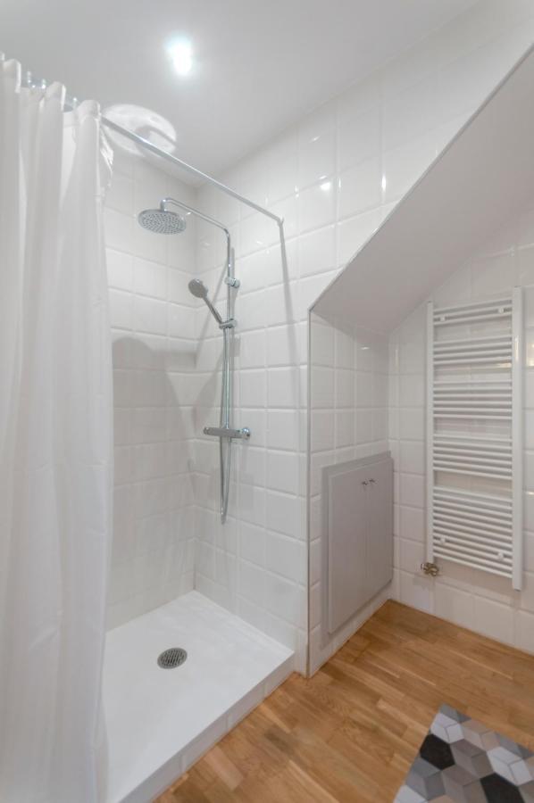 El Jardi De L'Avet Bed and Breakfast Lleida Exteriör bild